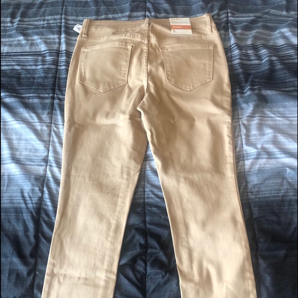 Pants - Picture 2 of 4